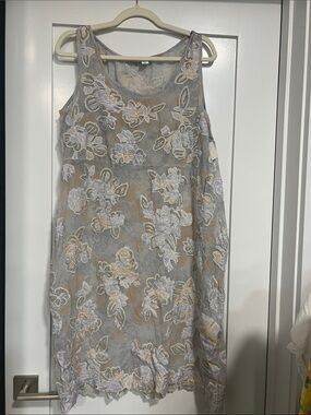 Vintage Sleeveless Floral silk embroidered beadedOverlay Dress in Gray and Cream